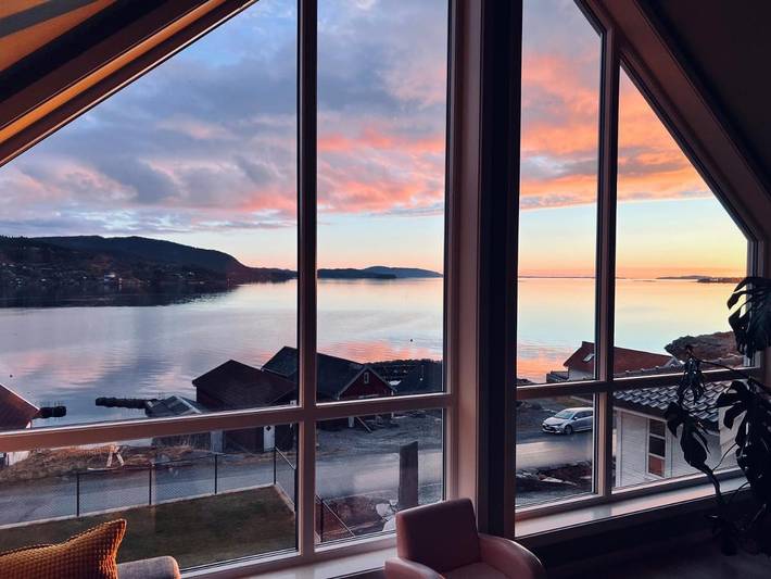 Ferienhaus für 16 Personen, mit Garten und Ausblick, mit Haustier in Preikestolen