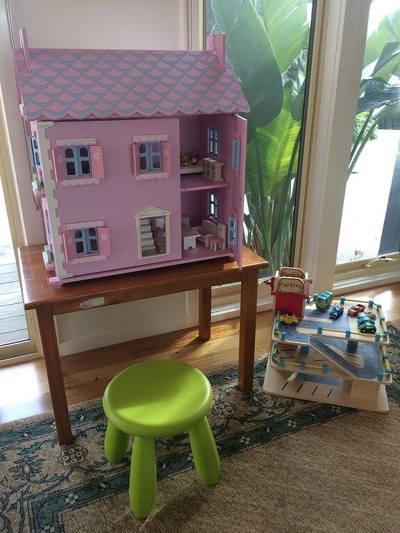 Cottage for 5 people, with hot tub and terrace as well as garden in Victoria