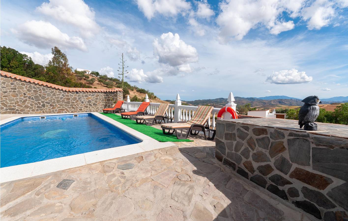 Apartamento de 100 m2 con piscina y terraza, cerca de restaurantes in Antequera, Provincia de Málaga