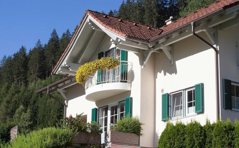 Hütte für 4 Personen, mit Ausblick und Sauna sowie Terrasse und Garten, kinderfreundlich im Stubaital - 2
