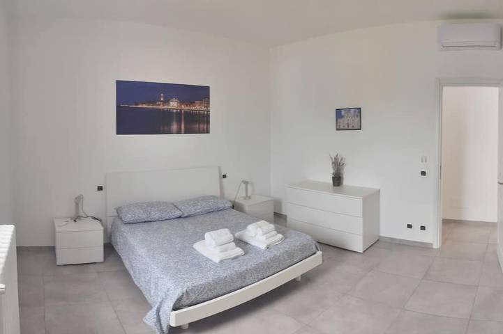 Ganze Wohnung, Seagull Apartments Bari | Villa direkt am Meer in der Nähe des Flughafens Bari in Palese, Bari