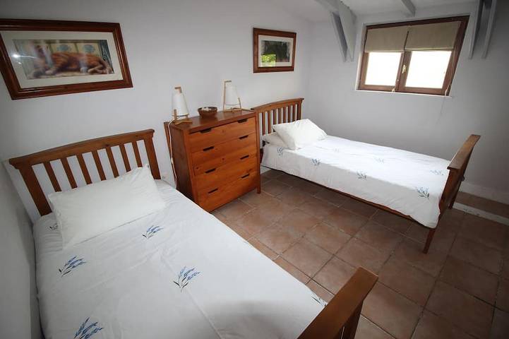 Gîte pour 6 personnes, avec jardin et piscine ainsi que terrasse et jacuzzi à Puyravault (Vendée) - 3