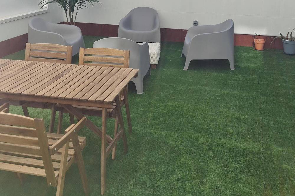 Entire apartment, Spacious and modern 4 bedroom apartment with terrace in Pontevedra City, Rías Baixas