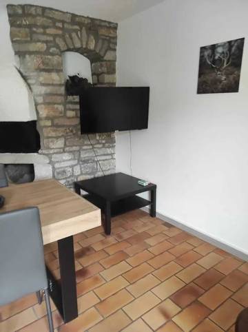 Appartement De Vacances pour 3 Personnes dans Nevy-sur-Seille, Jura, Photo 1