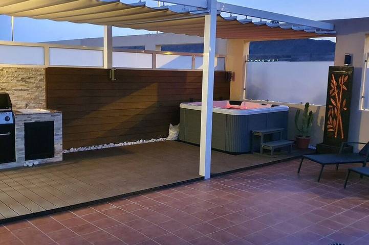 Maison de vacances pour 5 personnes, avec piscine ainsi que jacuzzi et terrasse - 1