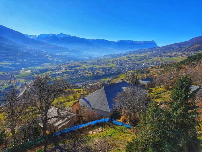 Gîte pour 5 personnes, avec jardin et terrasse à Châteauroux-les-Alpes - 4
