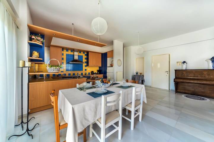 Gîte pour 7 personnes, avec balcon, adapté aux familles à Héraklion - 3