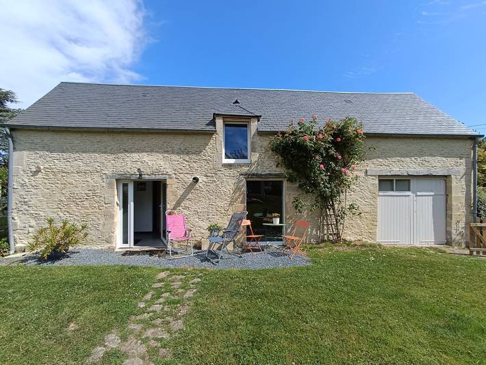 Gîte pour 4 personnes, avec jardin à Bréville-les-Monts