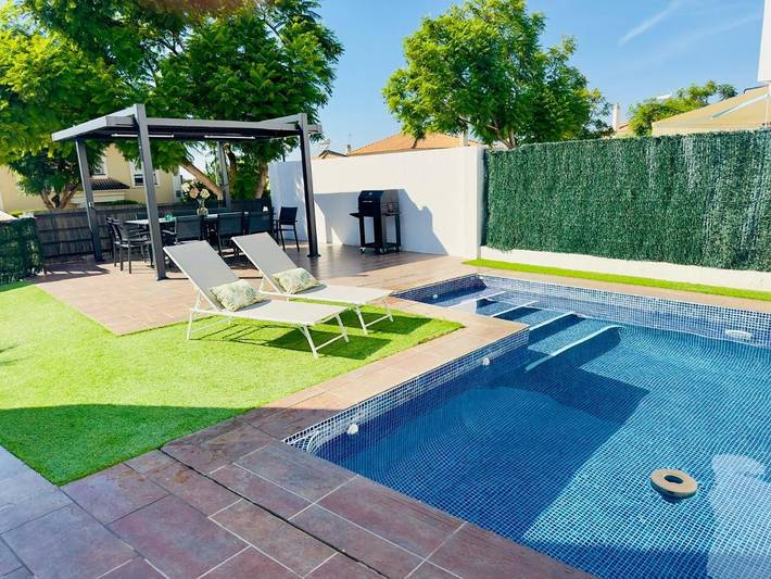Chalet para 14 personas, con piscina además de jacuzzi y jardín en Provincia de Sevilla - 4