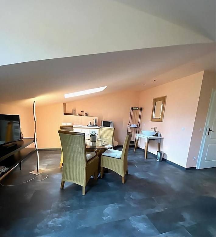 Hotel für 2 Personen, mit Terrasse und Garten sowie Ausblick in Klingenmünster - 3