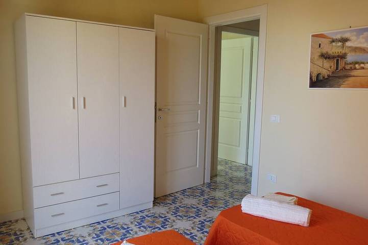 Villa für 6 Personen, mit Terrasse und Garten in Palermo - 2