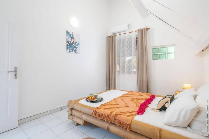 Gîte pour 2 personnes, avec terrasse dans Anse l'Etang - 4