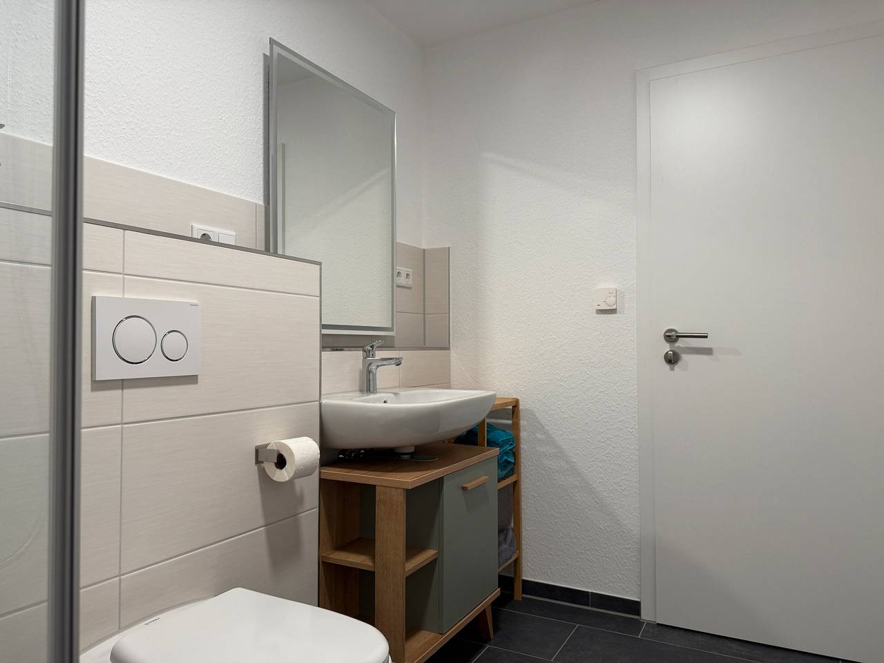 Entire apartment, Apartment 'Seezeit' with Private Terrace, Private Garden and Wi-Fi in Bodman-Ludwigshafen, Landkreis Konstanz