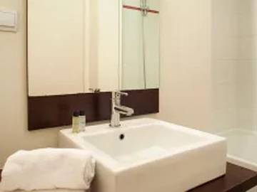 Camping für 4 Personen in Dinan, Côtes-d'Armor, Bild 4