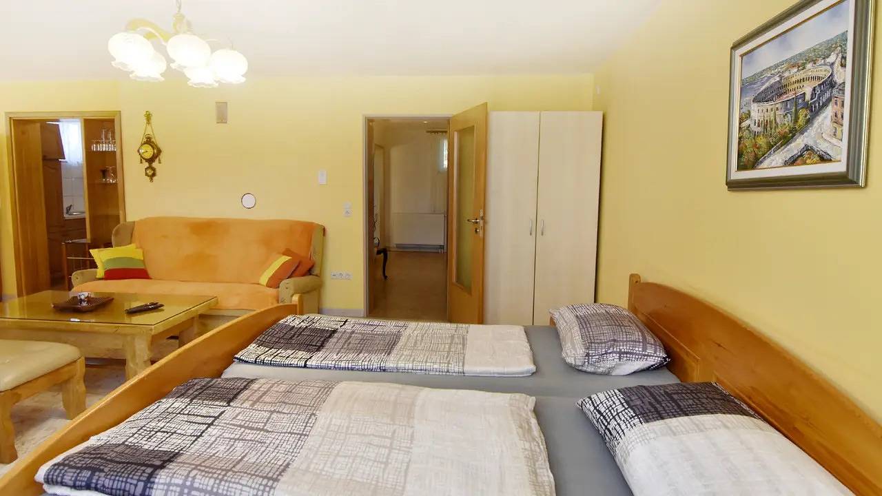 Cijeli studio, Studio für 3 Personen (36 m²) in Sveti Ivan in Umaška regija