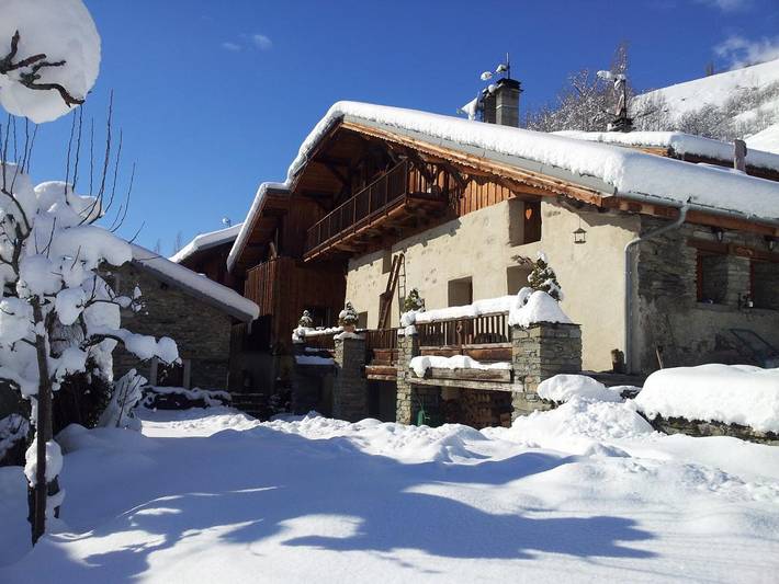 Gîte pour 4 personnes, avec jardin à Bellentre - 2