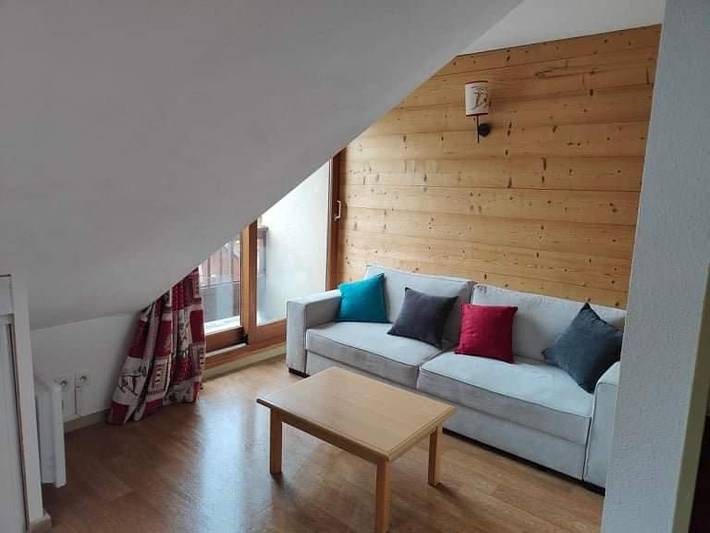 Gîte pour 6 personnes, avec vue ainsi que piscine et balcon dans Office De Tourisme De Saint Sorlin D Arves - 2