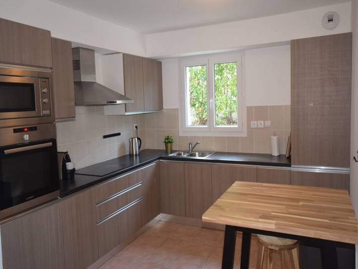 Location de vacances pour 6 personnes, avec piscine et jardin à Joyeuse - 2