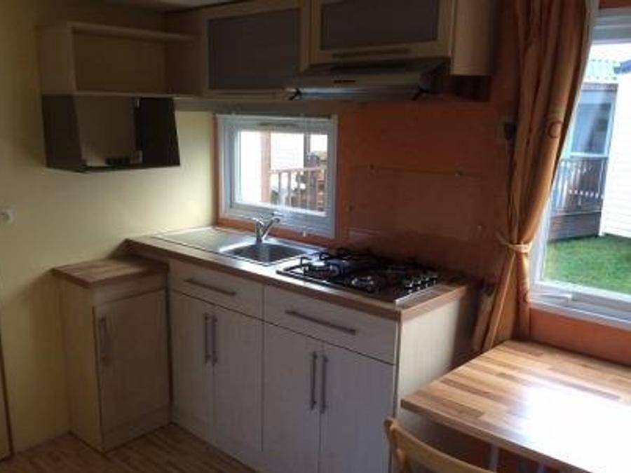 Camping La Garenne - Mobilheim 4 personen - 23 Résidence les tilleuls 32 m2 Überdachte Terrasse 1/4 Pers. in Peyrignac, Périgord Noir