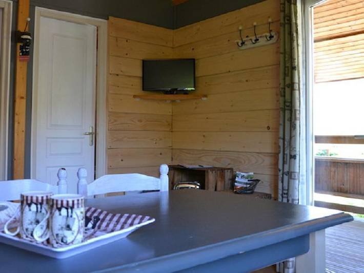 Chalet pour 4 personnes, avec bassin pour enfant, animaux acceptés dans l' Aude - 2
