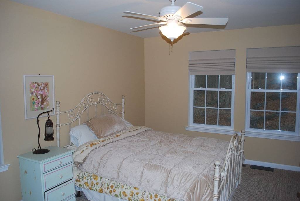 Masthope -Ski-In, Ski-Out. Pistenöffnung Dez. 8. 2018 in Masthope, Pike County