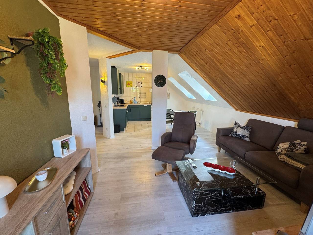 Apartment "Burgblick" with Mountain View, Balcony, and Wi-Fi in Rauenstein