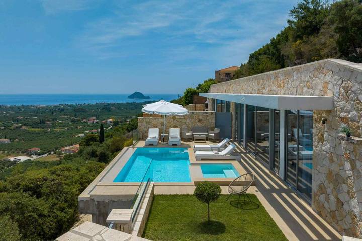 Διαμερίσματα διακοπών για 4 άτομα, με θέα στον ωκεανό και κήπο στον Παντοκράτορα
