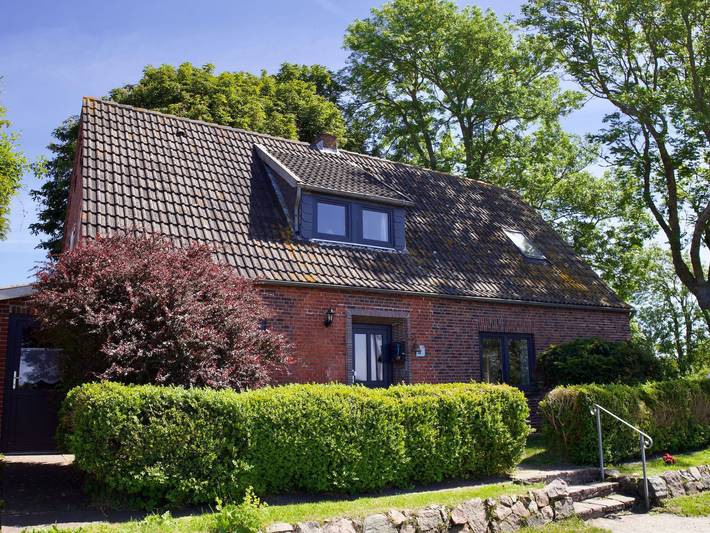 Ferienhaus für 11 Personen, mit Terrasse und Garten sowie Ausblick in Nordstrand