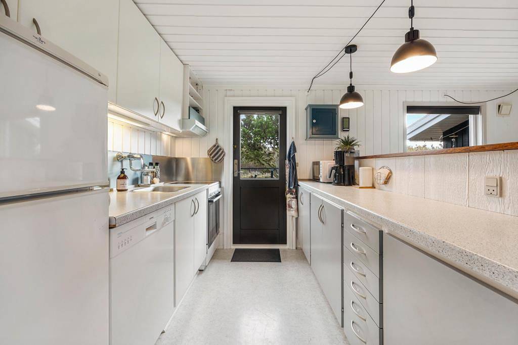 Holiday home with wood-burning stove for 6 people on Fanø in Rindby, Fanø
