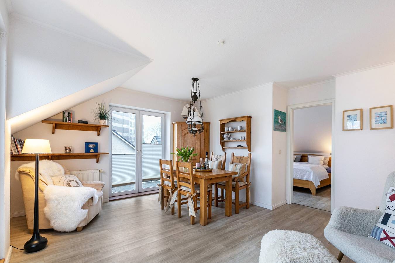 Ganze Wohnung, Ferienwohnung 'Ferienwohnung Luv Und Lee' mit Meerblick, Balkon und Wlan in Glücksburg, Flensburger Förde