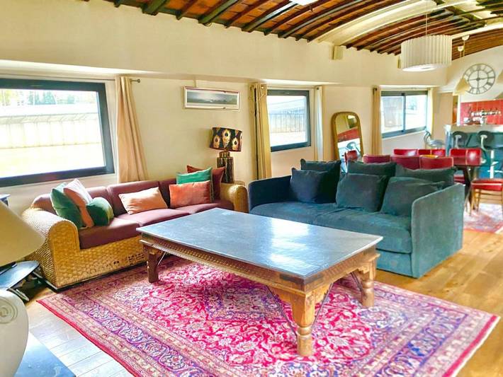 Location de vacances pour 10 personnes, avec piscine ainsi que vue et terrasse, animaux acceptés à Puteaux - 4