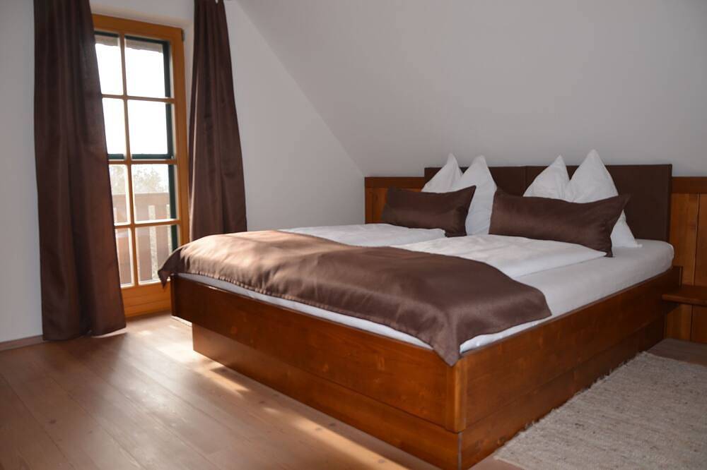 Die Ruhe in einem Ferienhaus mit Wohlfühloase in den Weinbergen genießen... in Sankt Johann im Saggautal, Steirerland