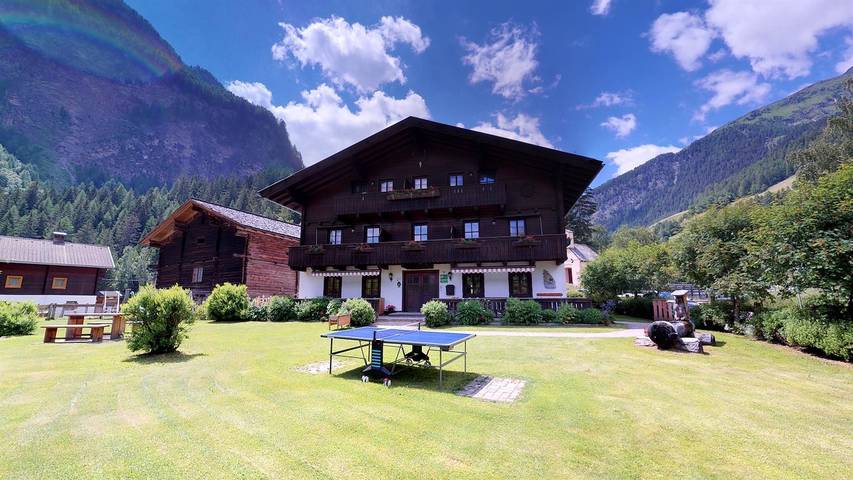 Hütte für 7 Personen, mit Ausblick und Garten, kinderfreundlich in Heiligenblut - 2