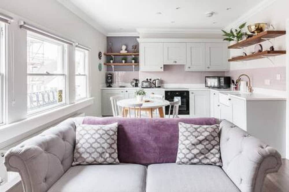 Apartment for 4 People in Bath, The Cotswolds