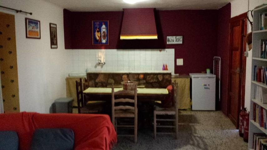 Location de vacances pour 6 personnes, avec vue ainsi que jardin et vue sur le lac, animaux acceptés à Caspe - 4