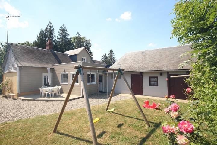 Gîte pour 6 personnes, avec Terrasse ainsi que Jardin et Vue