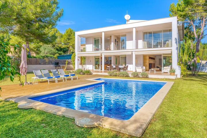 Casa vacanza per 8 persone, con Balcone e Giardino a Santa Ponsa