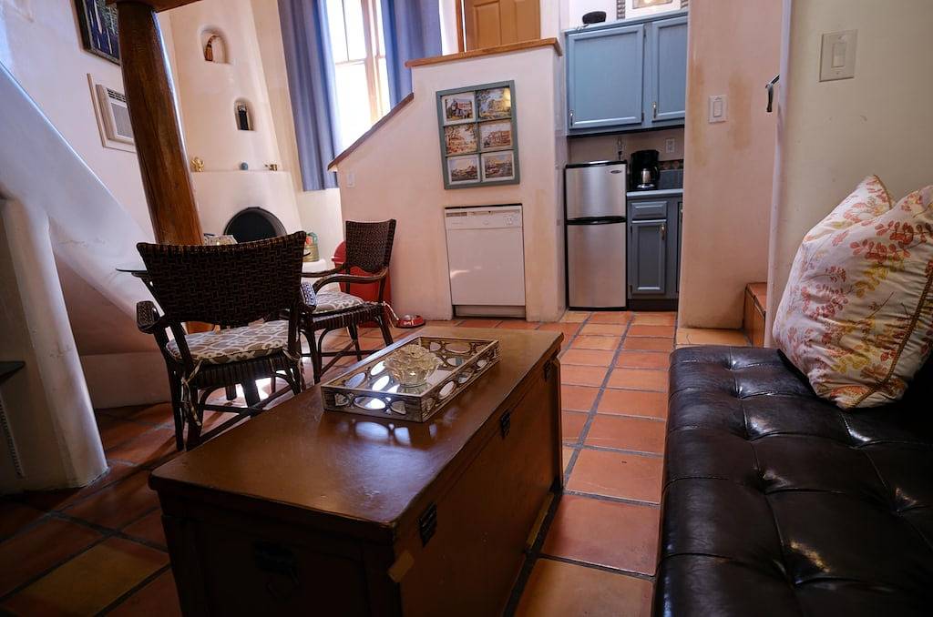 Casas de Guadalupe, Casita G, Loft-Stil, für 3 Personen, abseits der Plaza in Santa Fe, Santa Fe County