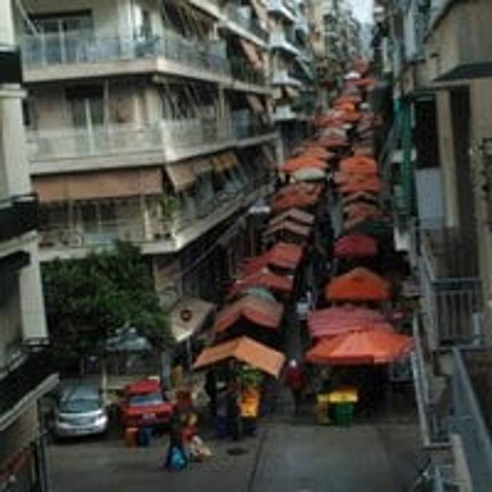 Ganze Wohnung, Ferienwohnung für 4 Personen mit Terrasse in Gyzi, Athen