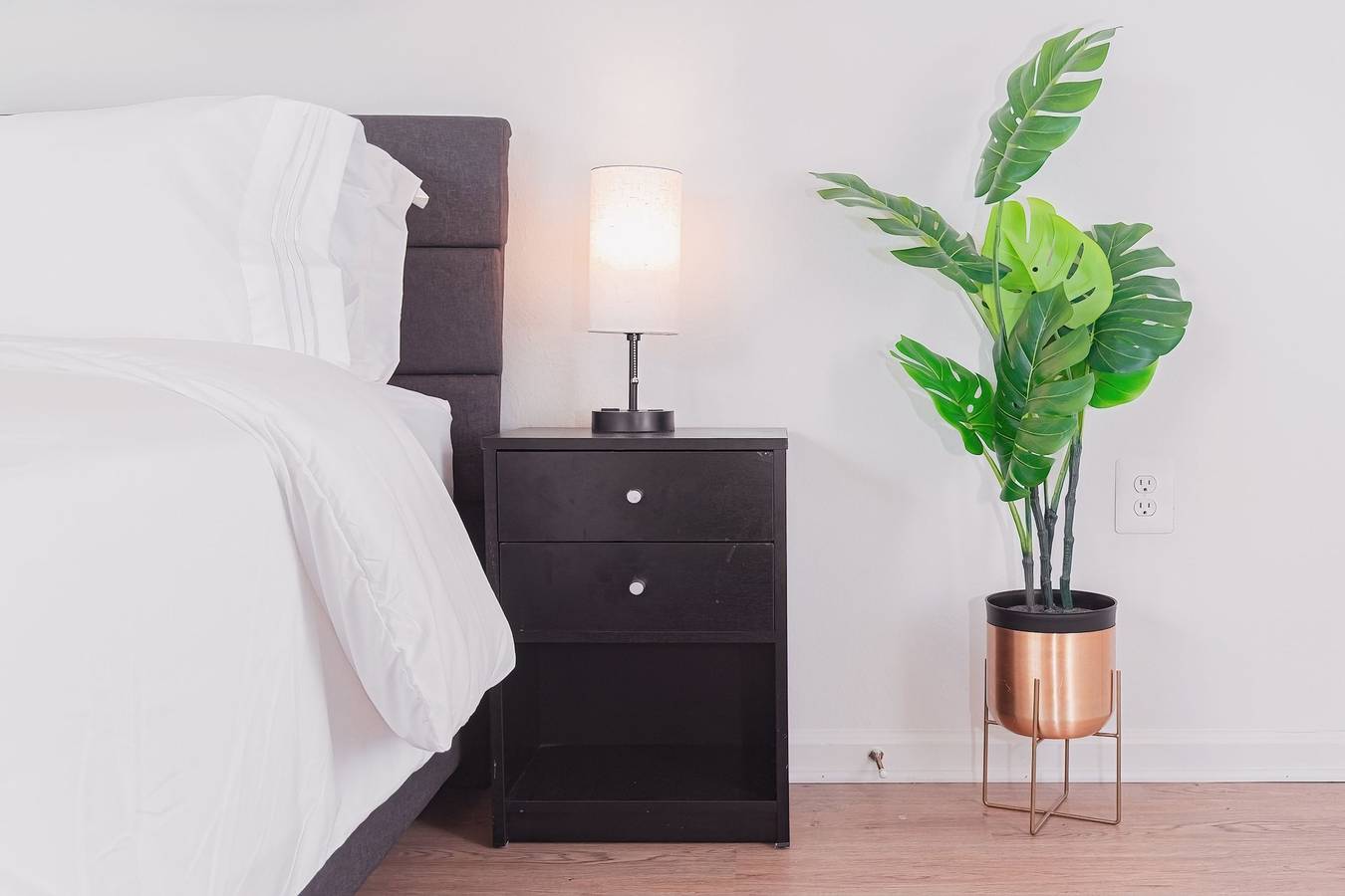 Entire apartment, Luxe | Haven | Free-Parking in Tysons Corner, Fairfax County