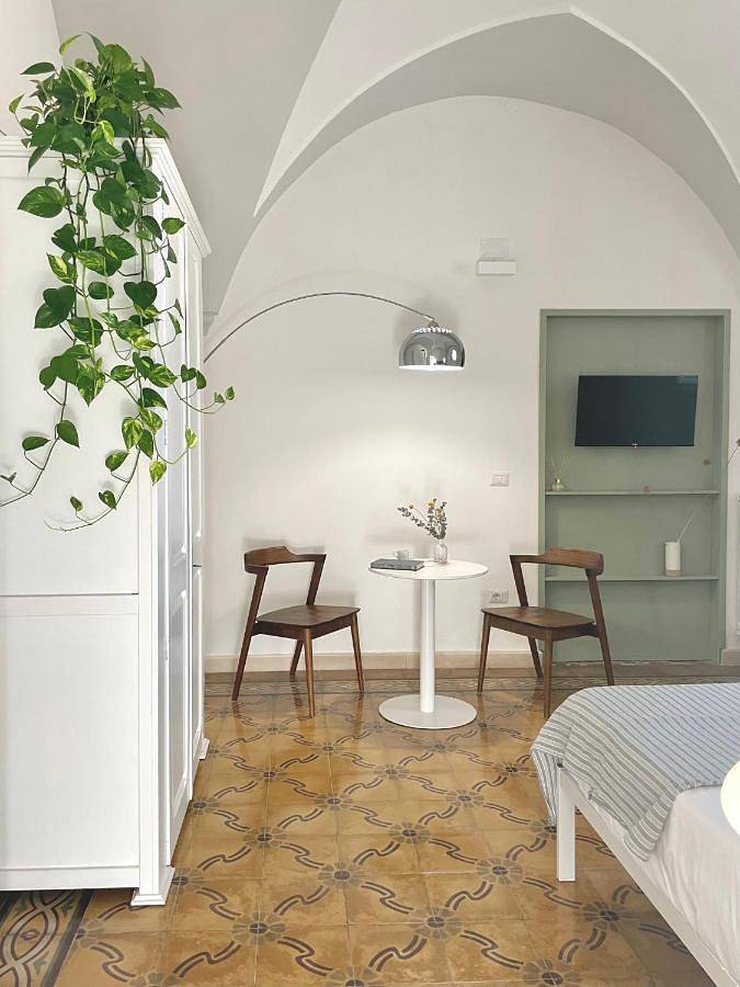 Location de vacances pour 2 personnes, avec vue ainsi que terrasse et jardin à Copertino - 2