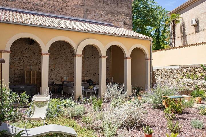 Location de vacances pour 3 personnes, avec jardin ainsi que sauna et jacuzzi à Cessenon-sur-Orb - 2