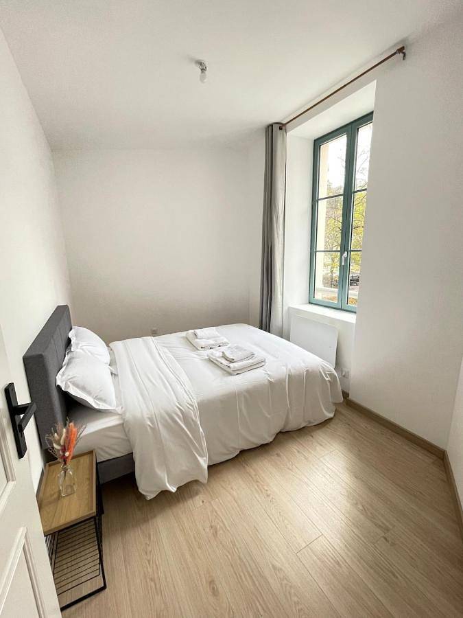 Gîte pour 5 personnes, avec vue dans Lac de Nantua - 4