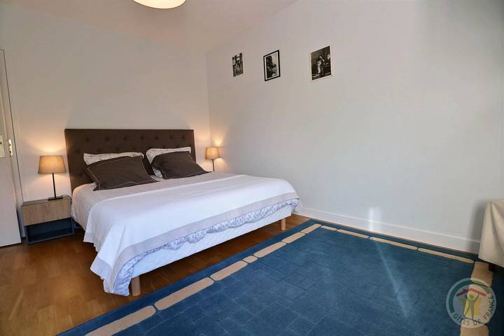 Gîte pour 8 personnes, avec jardin et terrasse, animaux acceptés à Saint-Lunaire - 2