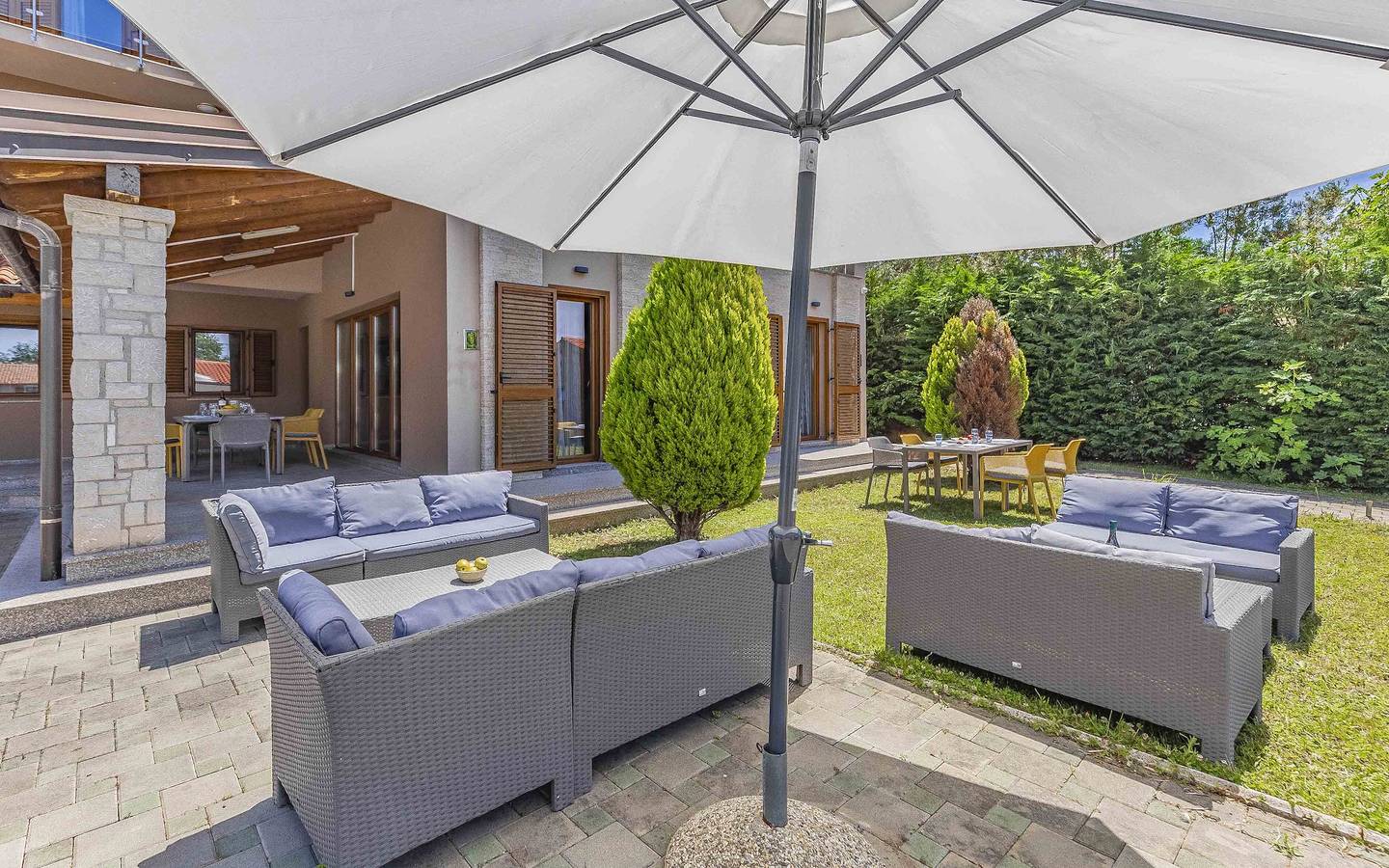 Cały apartament, Istriensonne 0776 - Ap Nasti-4i mit Pool und Meerblick in Banjole, Południowe Wybrzeże Istrii