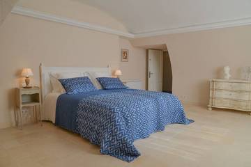 Villa for 20 People in Antibes, Cannes region, Photo 3