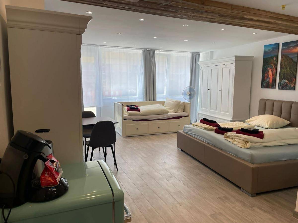 Apartamento entero, Ferienwohnung Beutelsbacherstr. 12 B in Stuttgart, Región Stuttgart