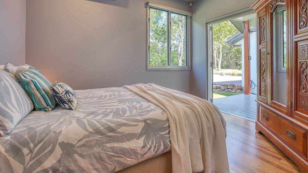 Fesselndes, privates und geräumiges Zuhause, abgelegen von Anbauflächen in Peregian Beach, Noosa