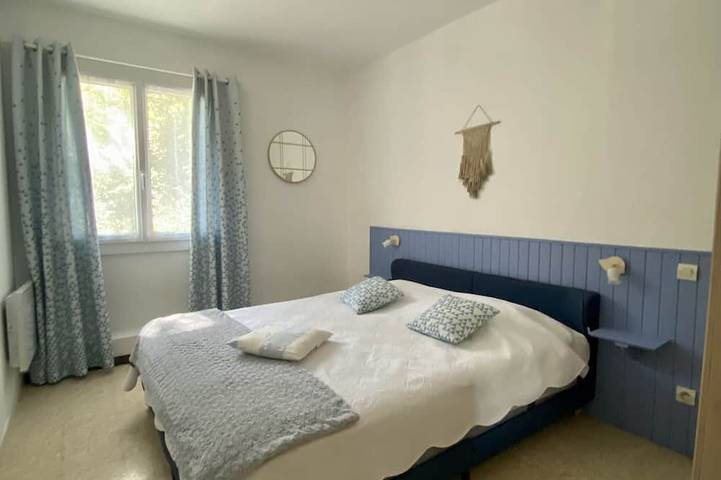 Gîte pour 2 personnes, avec jardin ainsi que jacuzzi et terrasse à Salavas - 2