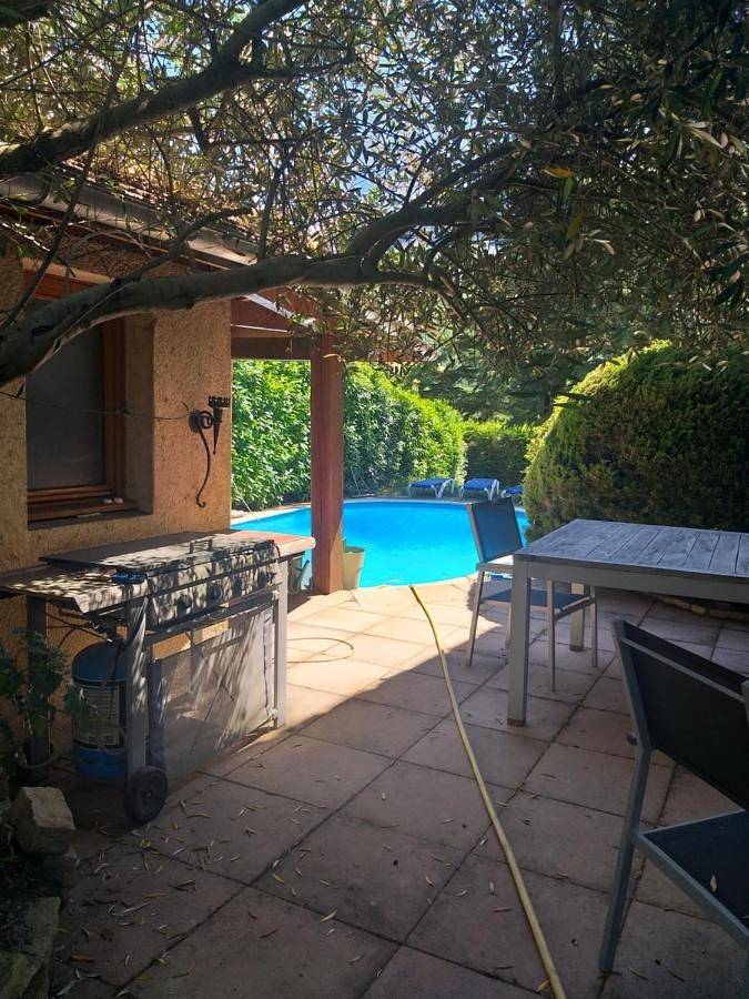 Appartement entier, Apartment - Ground Floor in Espinasses, Région de Gap